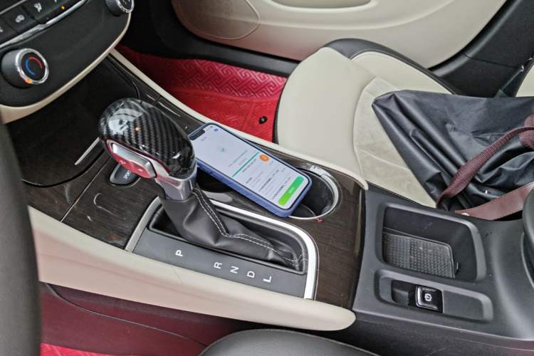 Used Buick Verano 2018 Sedan 15S Automatic Leading Model Gear Lever