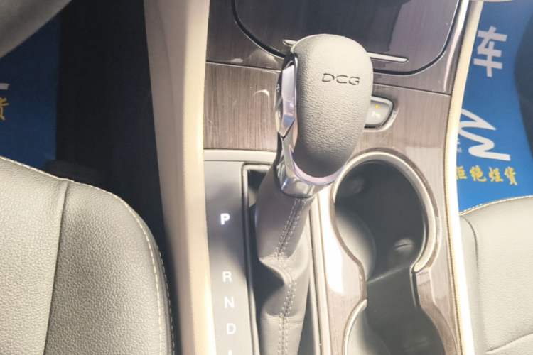 Used Buick Verano 2018 Sedan 15S Automatic Entry Model Gear Lever