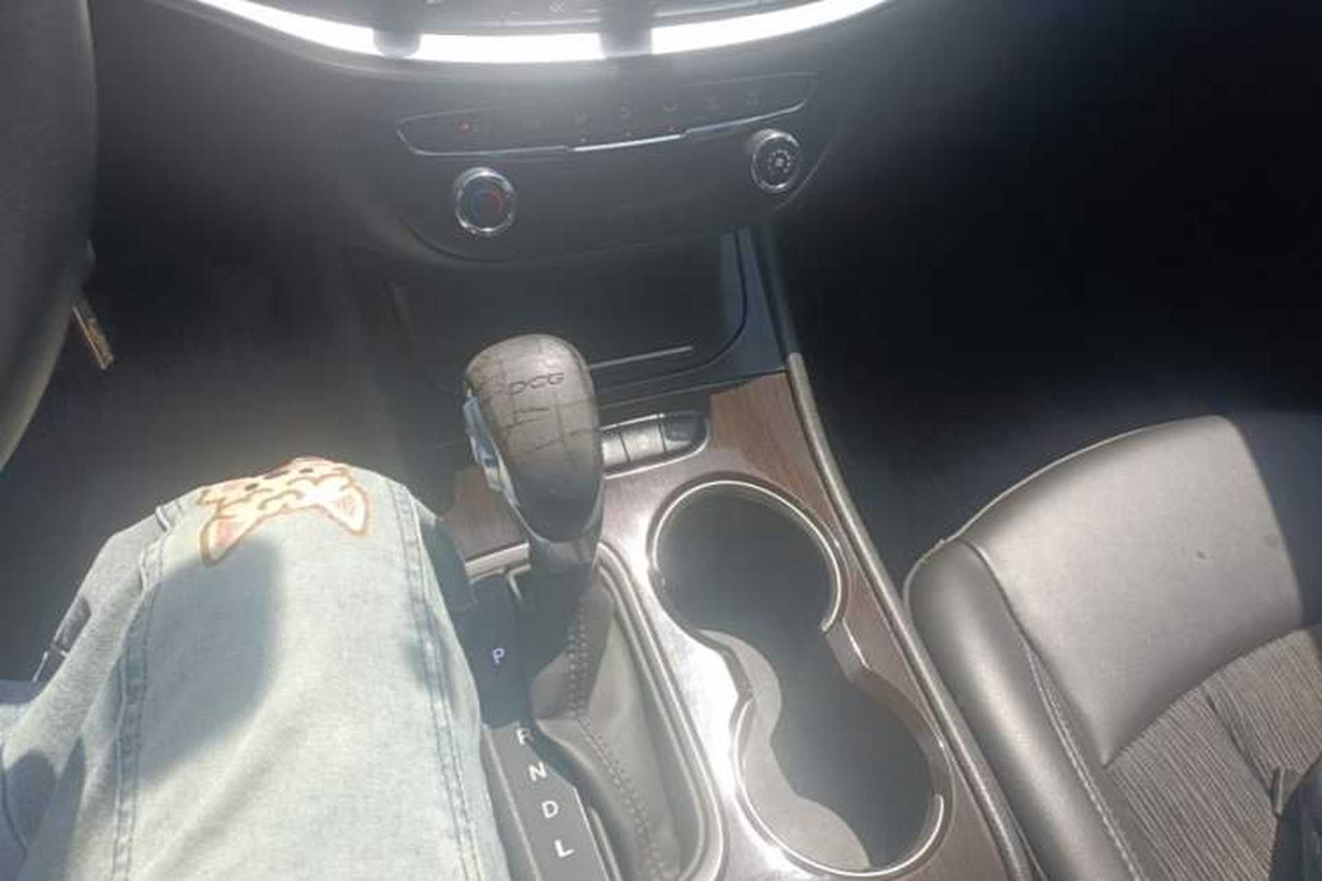 Used Buick Verano 2018 Sedan 20T Dual-Clutch Leading Model Gear Lever
