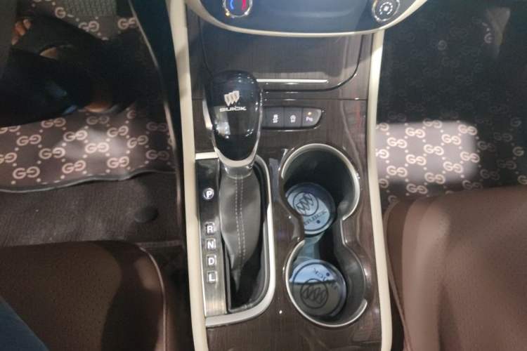 Used Buick Verano 2018 Sedan 15S Automatic Leading Model Gear Lever