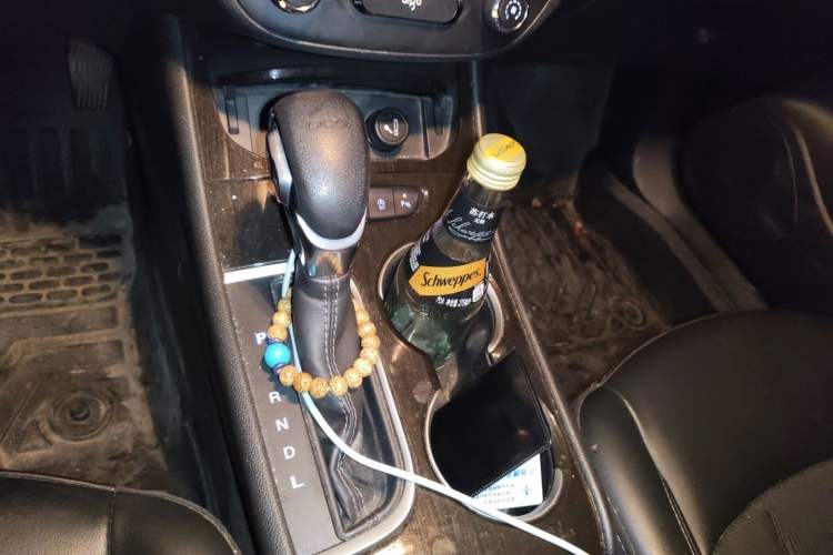 Used Buick Verano 2018 Sedan 20T Dual-Clutch Leading Model Gear Lever