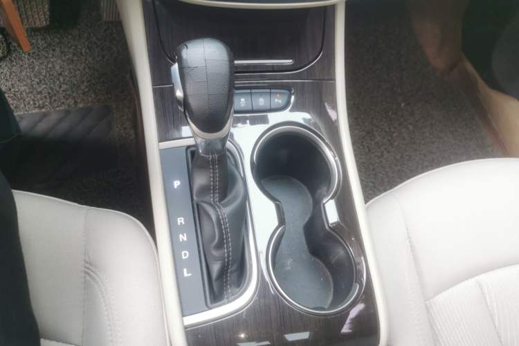 Used Buick Verano 2018 Sedan 15S Automatic Entry Model Gear Lever