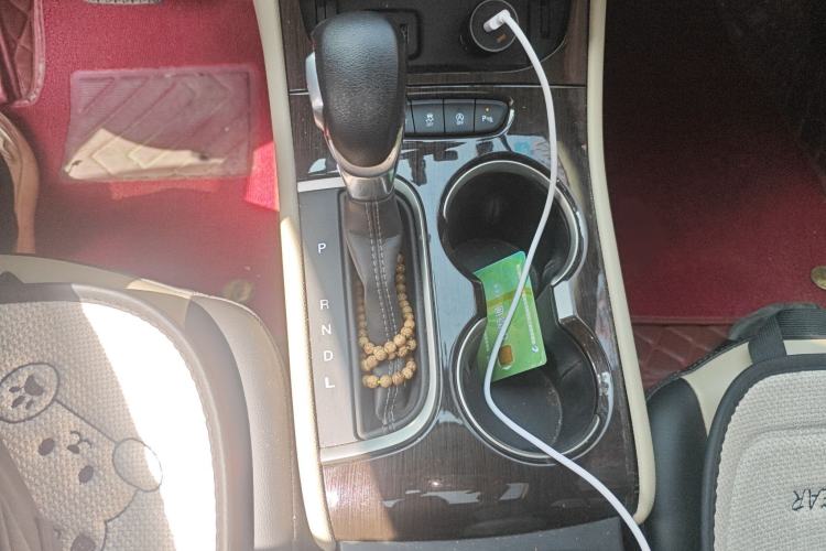 Used Buick Verano 2018 Sedan 15S Automatic Leading Model Gear Lever