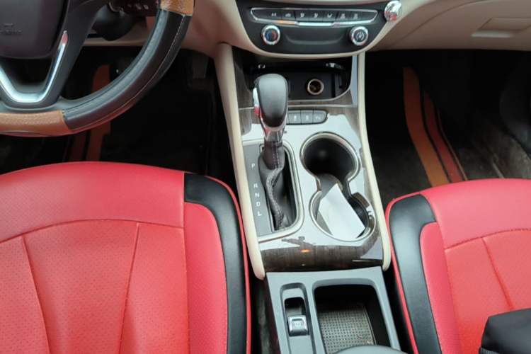 Used Buick Verano 2018 Sedan 15S Automatic Leading Model Gear Lever