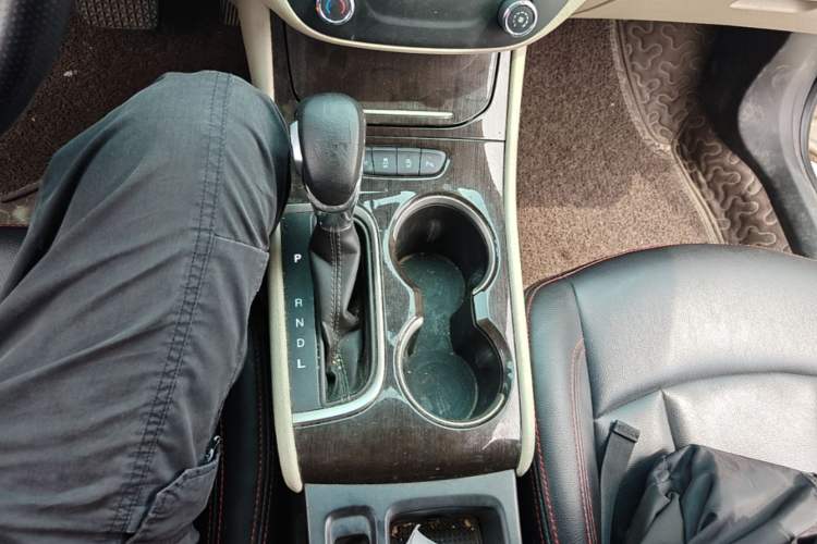 Used Buick Verano 2018 Sedan 15S Automatic Entry Model Gear Lever