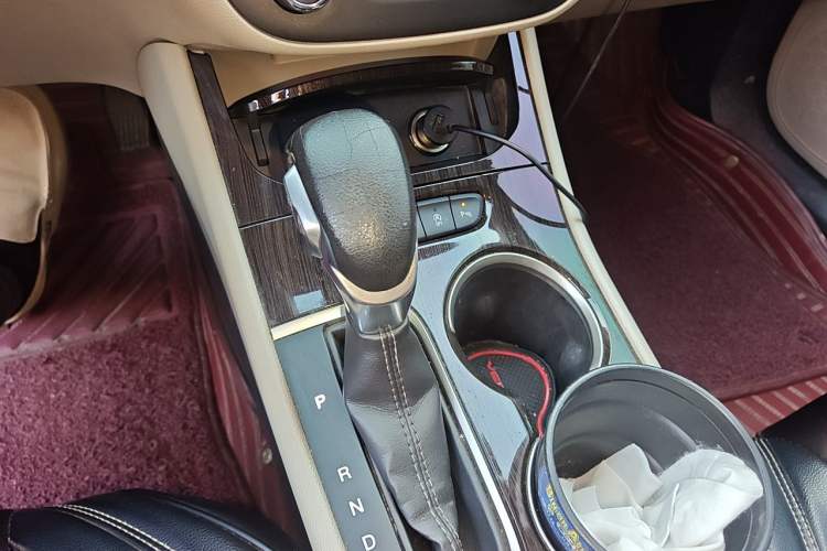 Used Buick Verano 2018 Sedan 15S Automatic Leading Model Gear Lever