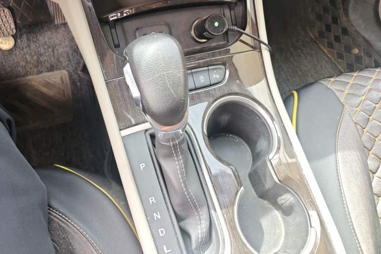 Used Buick Verano 2018 Sedan 15S Automatic Leading Model Gear Lever