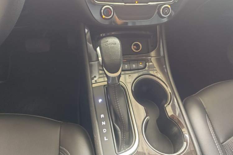 Used Buick Verano 2018 Sedan 20T Dual-Clutch Leading Model Gear Lever