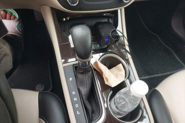 Used Buick Verano 2018 Sedan 15S Automatic Leading Model Gear Lever