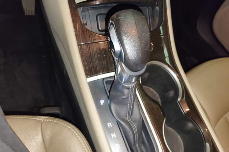 Used Buick Verano 2018 Sedan 15S Automatic Entry Model Gear Lever