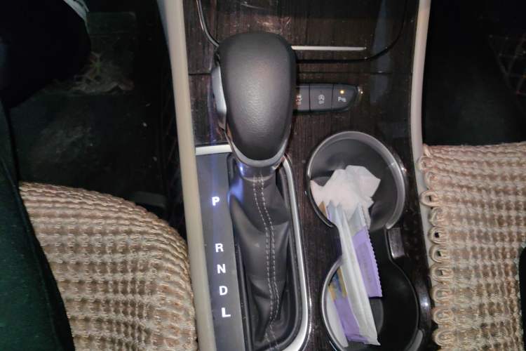 Used Buick Verano 2018 Sedan 15S Automatic Entry Model Gear Lever