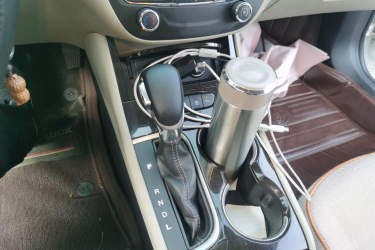 Used Buick Verano 2018 Sedan 15S Automatic Leading Model Gear Lever