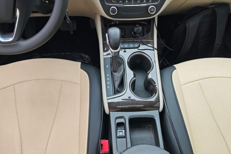 Used Buick Verano 2018 Sedan 15S Automatic Leading Model Gear Lever