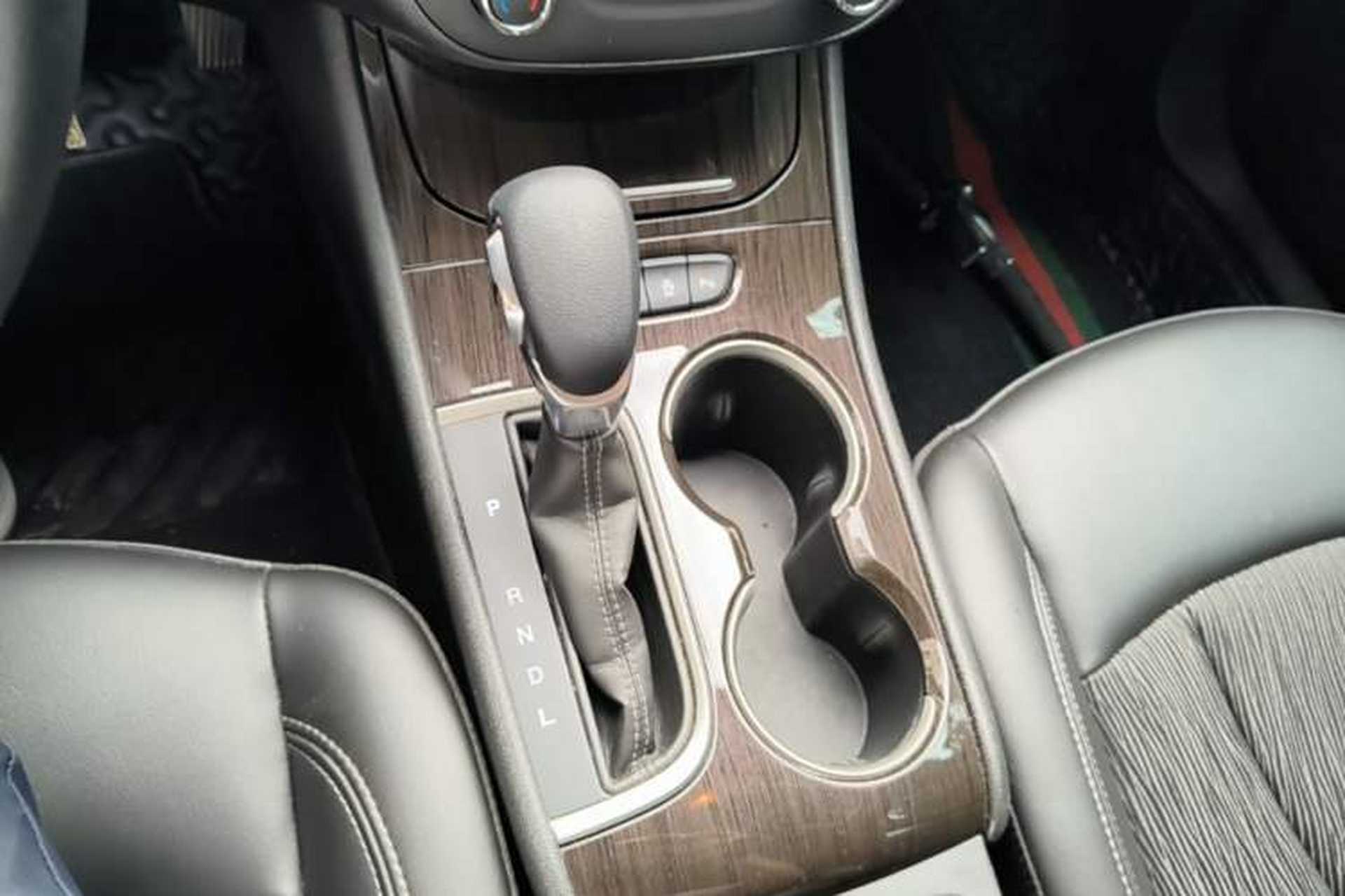 Used Buick Verano 2018 Sedan 20T Dual-Clutch Leading Model Gear Lever
