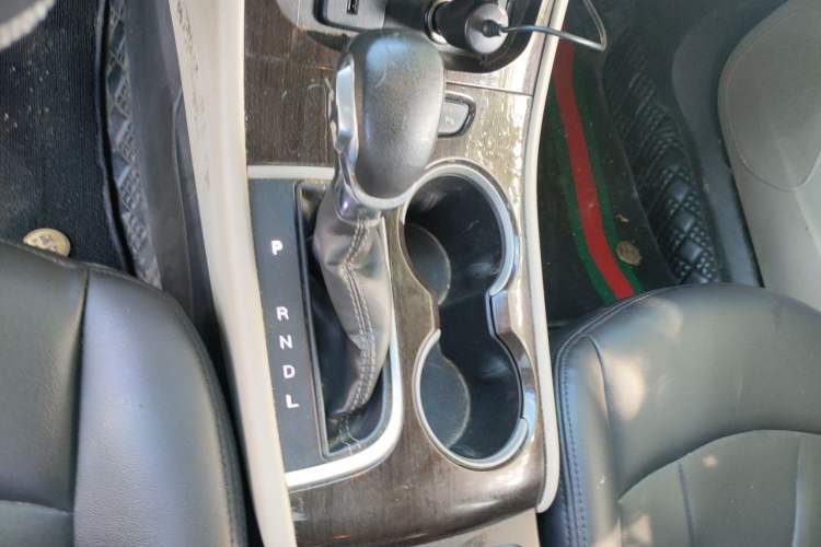 Used Buick Verano 2018 Sedan 15S Automatic Entry Model Gear Lever