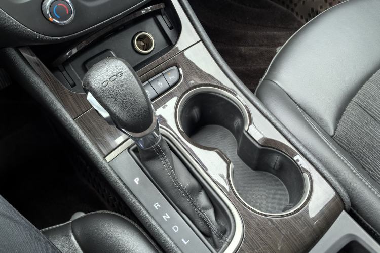 Used Buick Verano 2018 Sedan 20T Dual-Clutch Leading Model Gear Lever