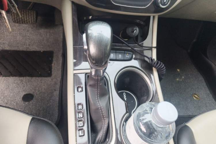 Used Buick Verano 2018 Sedan 15S Automatic Leading Model Gear Lever