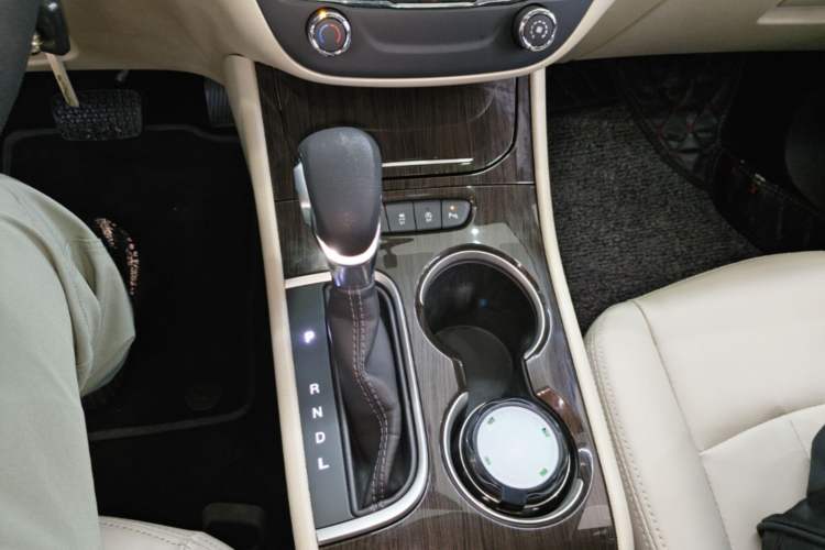 Used Buick Verano 2018 Sedan 15S Automatic Entry Model Gear Lever
