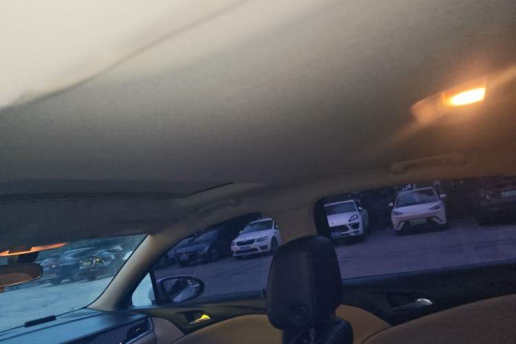 Used Buick Verano 2018 Sedan 15S Automatic Leading Model Headliner