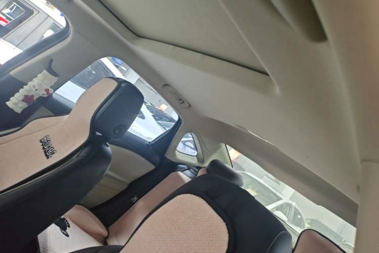 Used Buick Verano 2018 Sedan 15S Automatic Leading Model Headliner