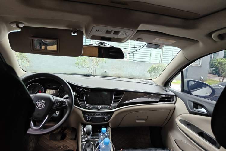Used Buick Verano 2018 Hatchback 15S Automatic Leading Model Headliner