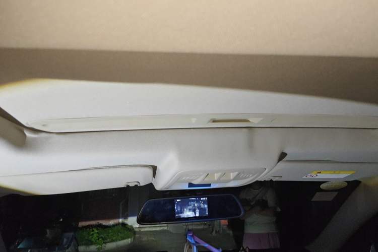 Used Buick Verano 2018 Sedan 15S Automatic Leading Model Headliner