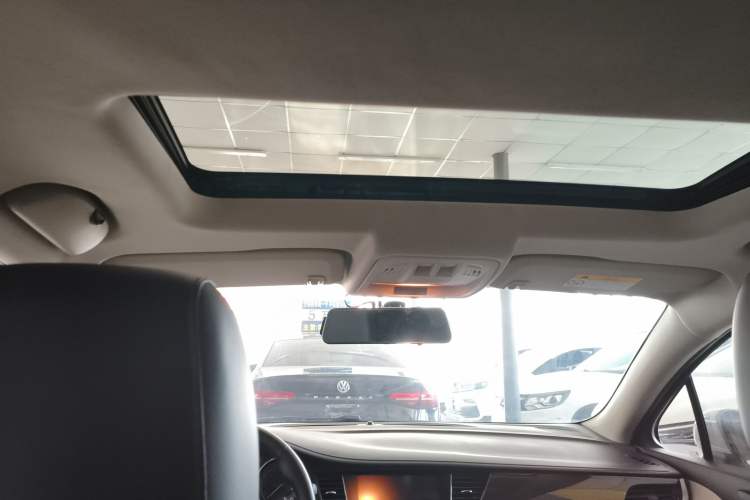 Used Buick Verano 2018 Sedan 15S Automatic Leading Model Headliner