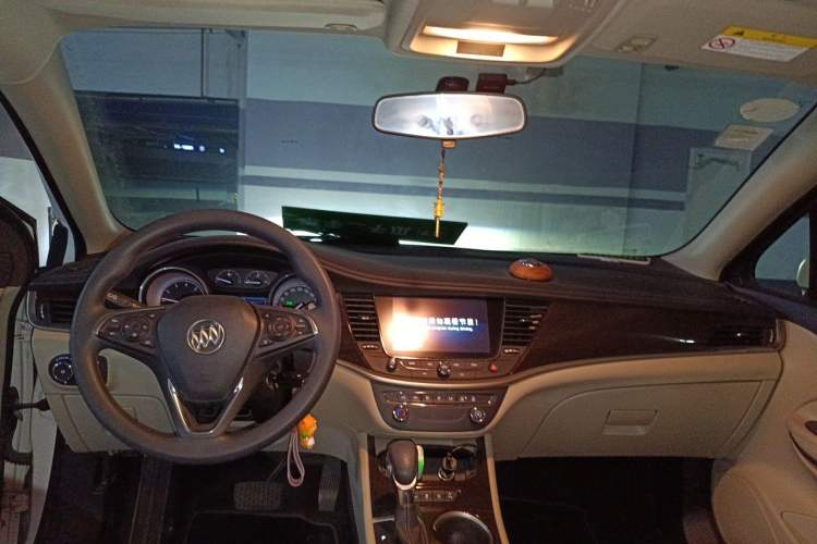 Used Buick Verano 2018 Sedan 15S Automatic Leading Model Headliner