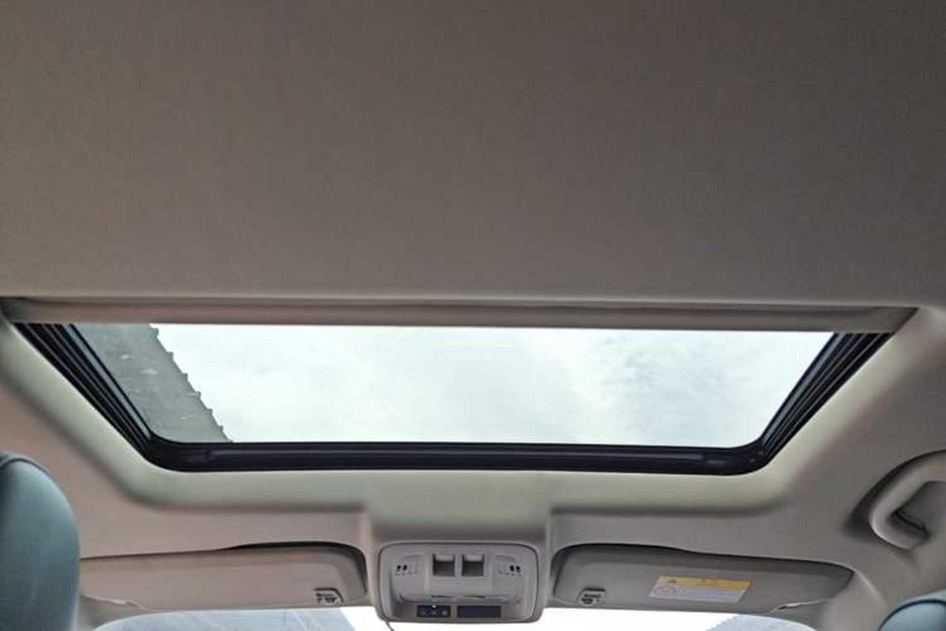 Used Buick Verano 2018 Sedan 20T Dual-Clutch Leading Model Headliner