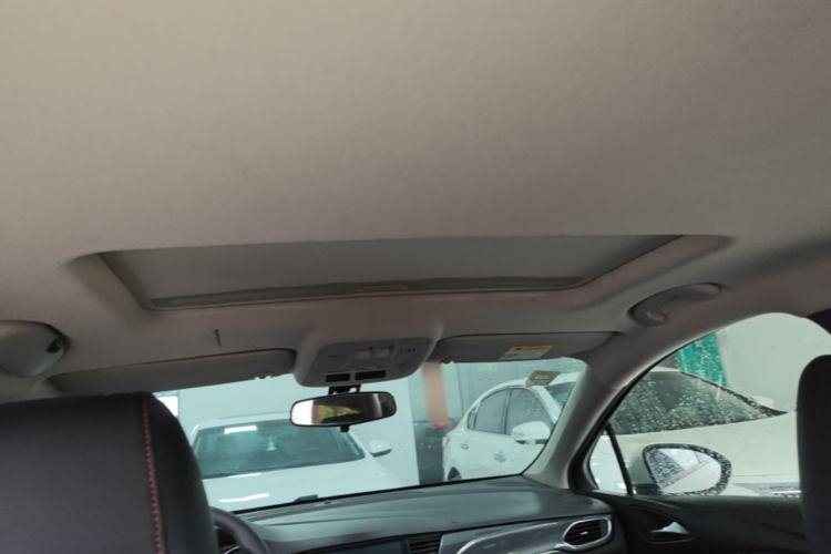 Used Buick Verano 2018 Hatchback 15S Automatic Ambition Model Headliner