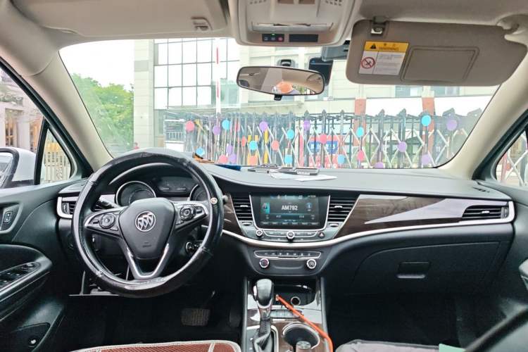 Used Buick Verano 2018 Sedan 20T Dual-Clutch Leading Model Headliner