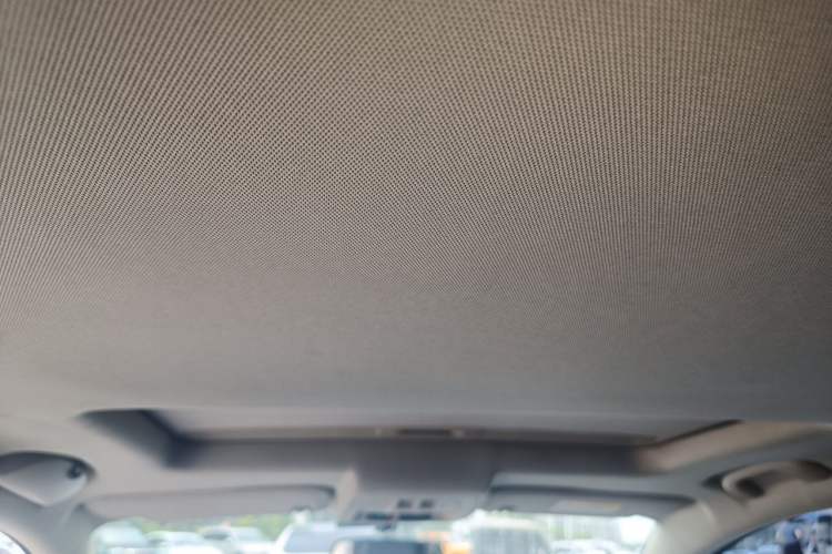 Used Buick Verano 2018 Sedan 20T Dual-Clutch Leading Model Headliner