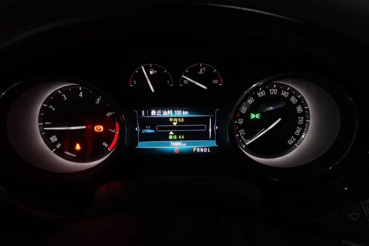 Used Buick Verano 2018 Sedan 20T Dual-Clutch Leading Model Instrument Cluster