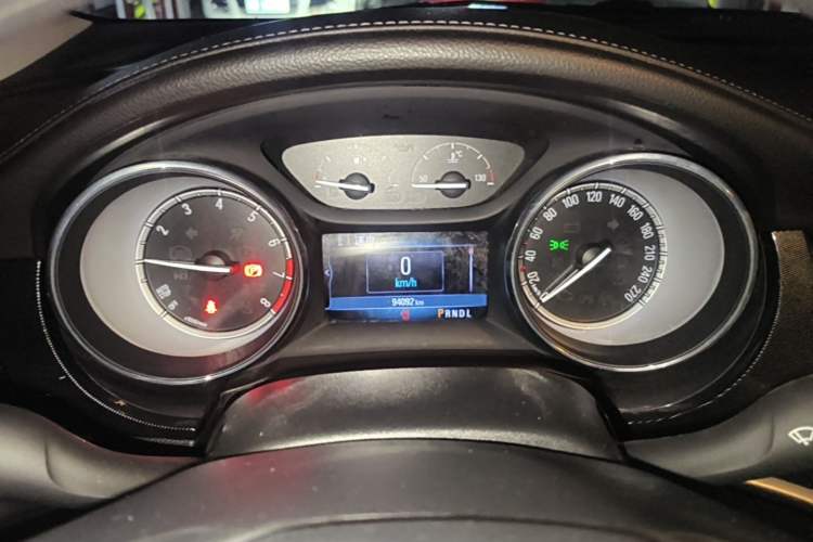 Used Buick Verano 2018 Sedan 20T Dual-Clutch Luxury Model Instrument Cluster