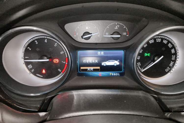Used Buick Verano 2018 Sedan 20T Dual-Clutch Leading Model Instrument Cluster