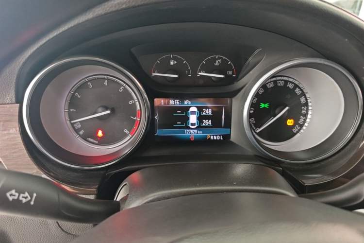 Used Buick Verano 2018 Sedan 20T Dual-Clutch Leading Model Instrument Cluster