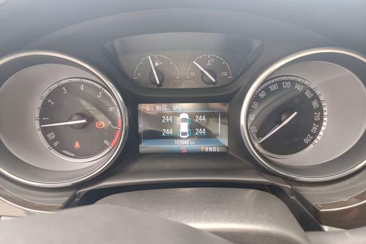 Used Buick Verano 2018 Sedan 20T Dual-Clutch Leading Model Instrument Cluster