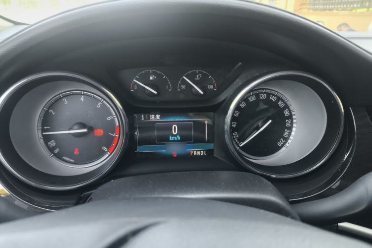 Used Buick Verano 2018 Sedan 20T Dual-Clutch Leading Model Instrument Cluster