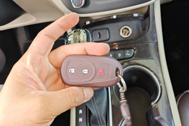 Used Buick Verano 2018 Sedan 15S Automatic Entry Model Interior 1