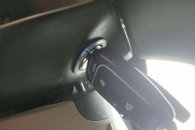 Used Buick Verano 2018 Sedan 15S Automatic Leading Model Interior 1