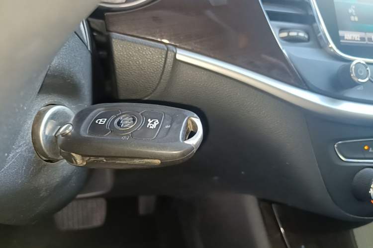 Used Buick Verano 2018 Sedan 15S Automatic Entry Model Interior 1
