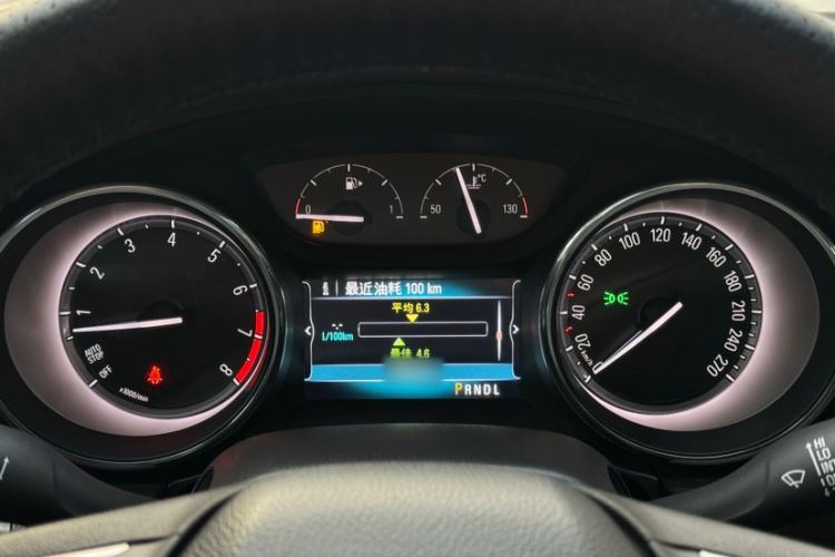 Used Buick Verano 2018 Sedan 20T Dual-Clutch Leading Model Interior 1