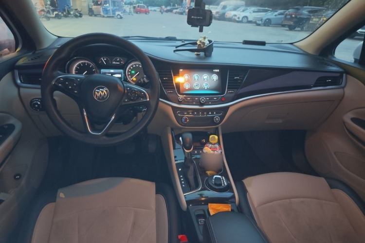 Used Buick Verano 2018 Sedan 15S Automatic Leading Model Interior 2