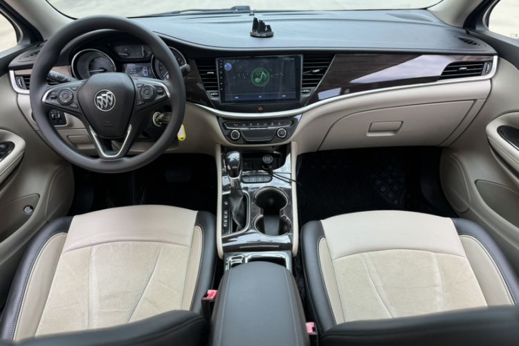 Used Buick Verano 2018 Sedan 15S Automatic Leading Model Interior 2