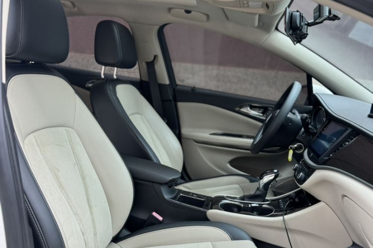 Used Buick Verano 2018 Sedan 15S Automatic Leading Model Interior 3