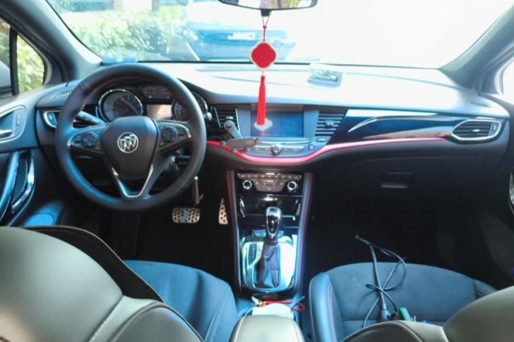 Used Buick Verano 2018 Hatchback GS 20T Dual-Clutch Leading Model Interior 3