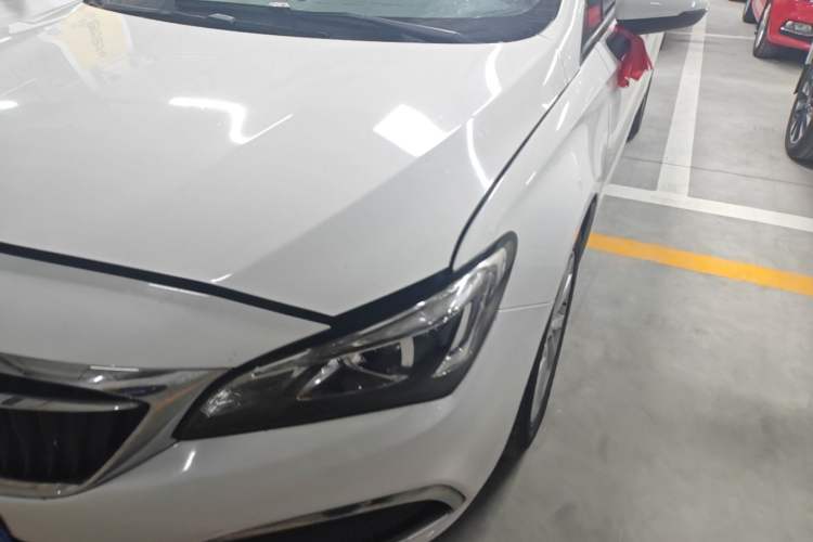 Used Buick Verano 2018 Sedan 15S Automatic Leading Model Left Front Headlight