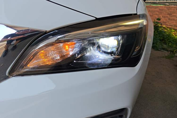 Used Buick Verano 2018 Sedan 15S Automatic Entry Model Left Front Headlight