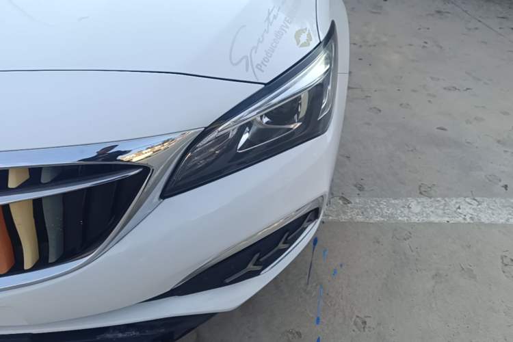 Used Buick Verano 2018 Sedan 15S Automatic Leading Model Left Front Headlight