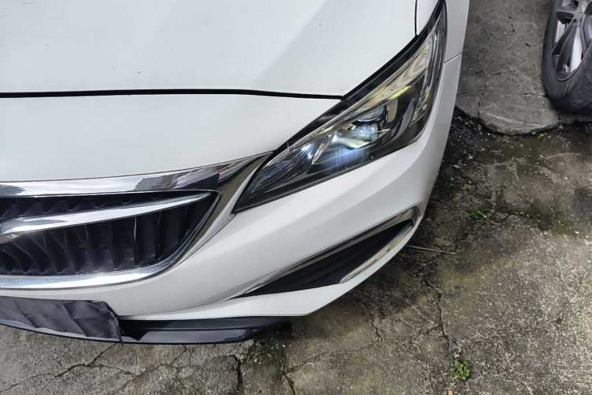 Used Buick Verano 2018 Sedan 20T Dual-Clutch Leading Model Left Front Headlight